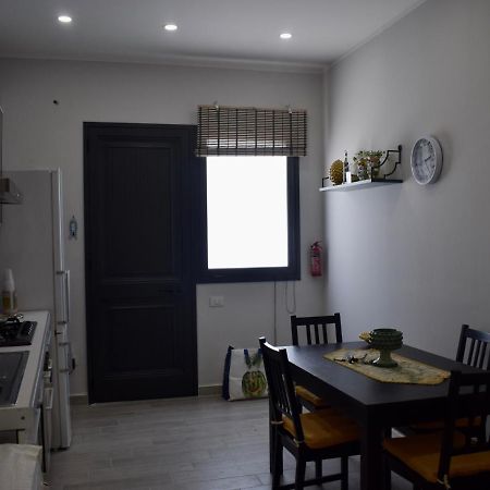 La Casa Dei Leoni Di Sicilia Apartment Palermo Luaran gambar