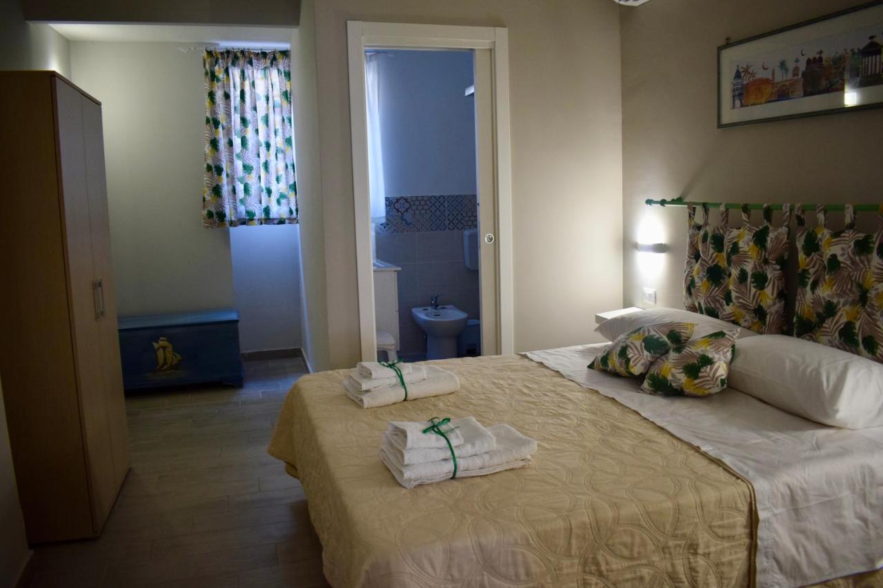 La Casa Dei Leoni Di Sicilia Apartment Palermo Luaran gambar